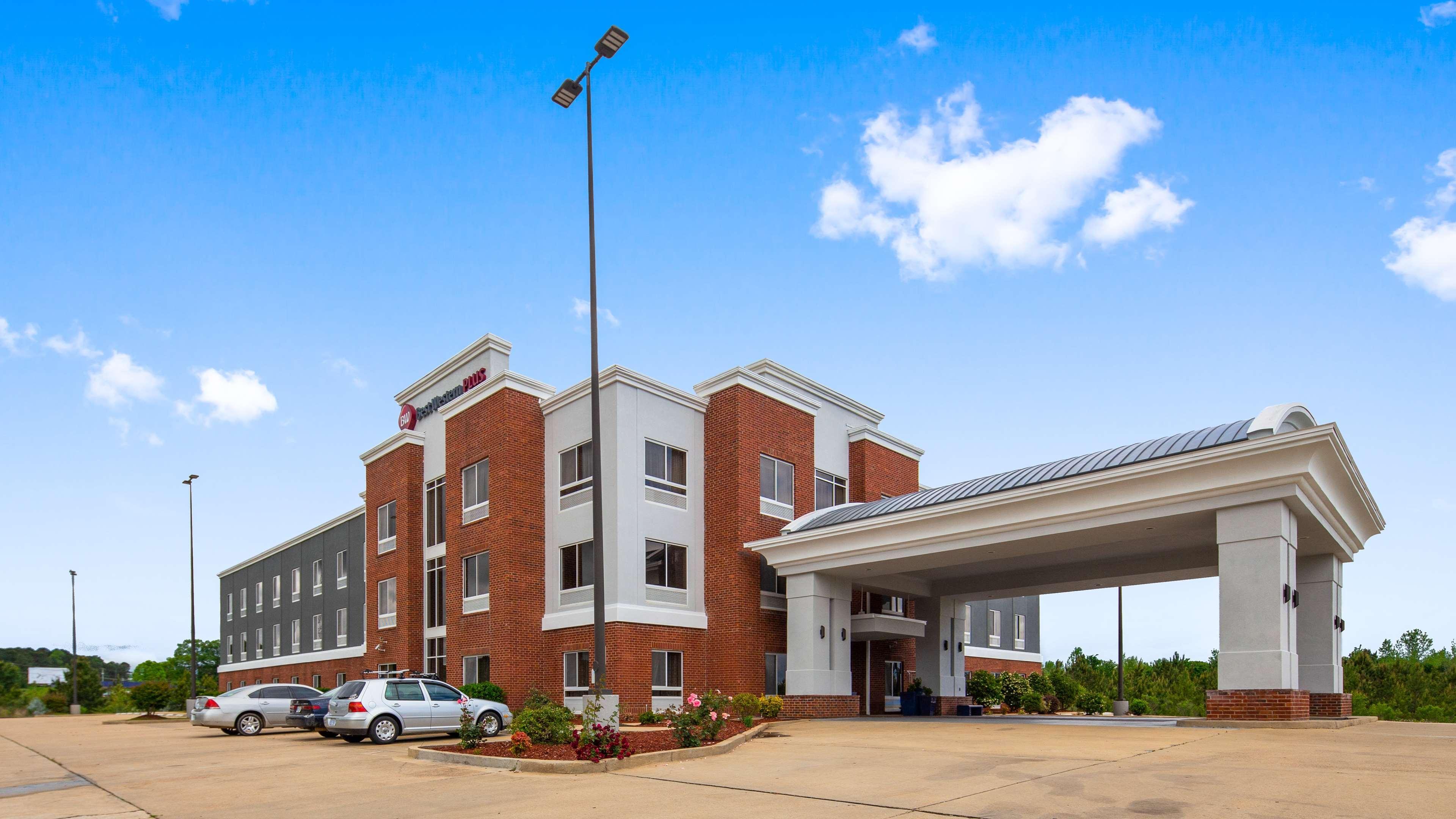 Best Western Plus Philadelphia-Choctaw Hotel And Suites Екстер'єр фото