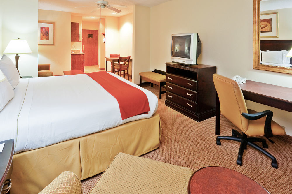 Best Western Plus Philadelphia-Choctaw Hotel And Suites Екстер'єр фото